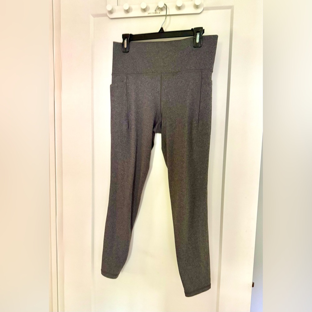 Athleta Gray Saturation 7/8 High-Waisted Leggings.Excellent Condition. Size LT